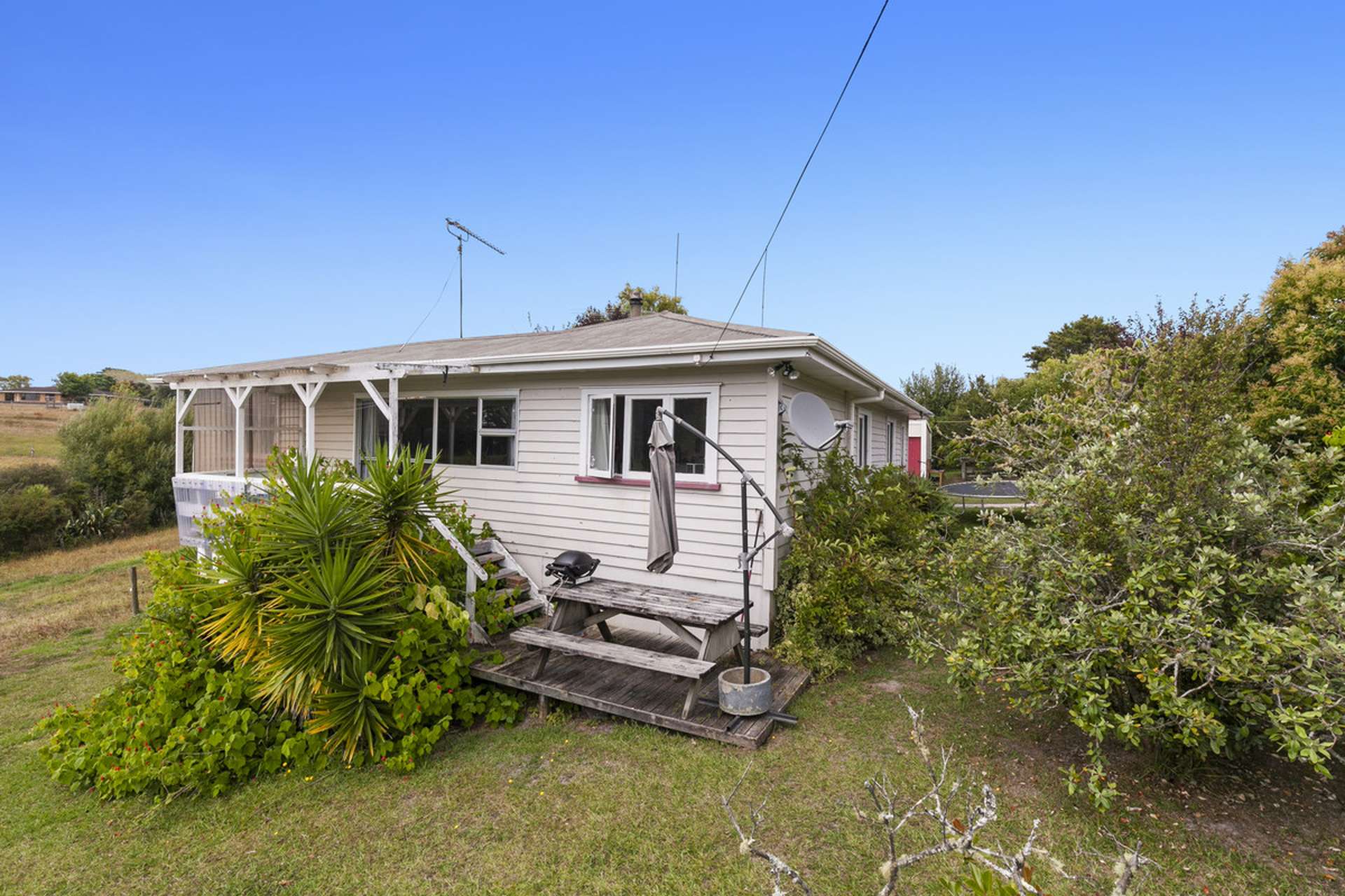 6 Hamilton Road Sandspit_0