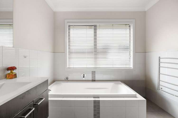 33 Heathfield Avenue 2750_14