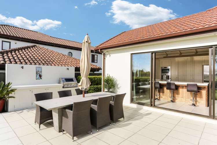 5 Corsica Way Karaka_14