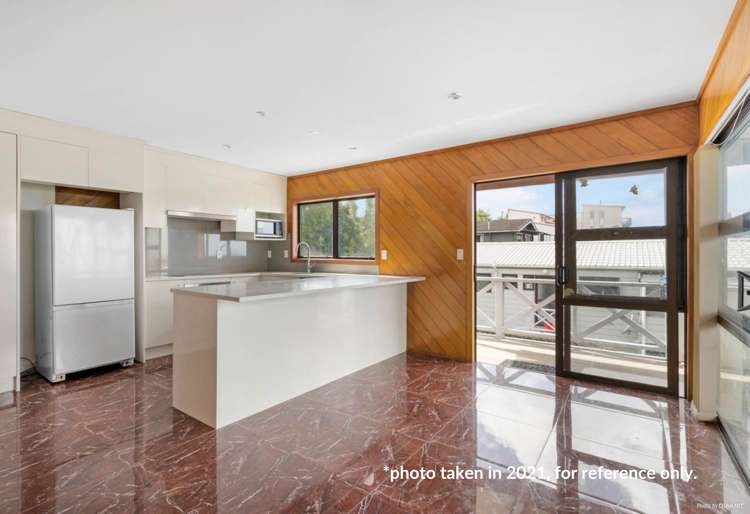 51a Sunset Road Totara Vale_9