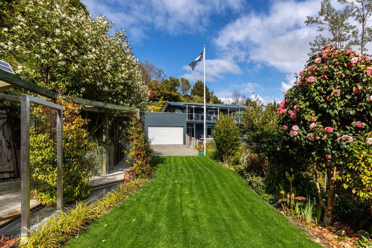 251 Queen Charlotte Drive Havelock_11