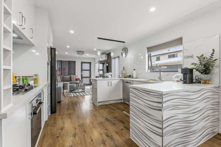 15 Lovely Lane Manurewa_2