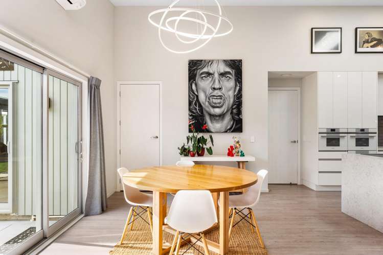 42 Arbuckle Road Frimley_7