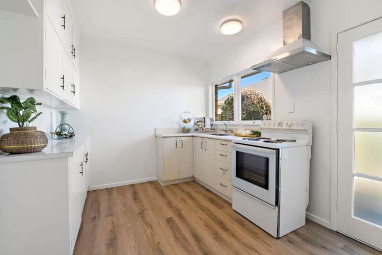 2/2 Margaret Place Milford_6