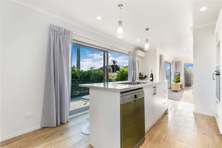 17 Karauria Lane Orewa_17