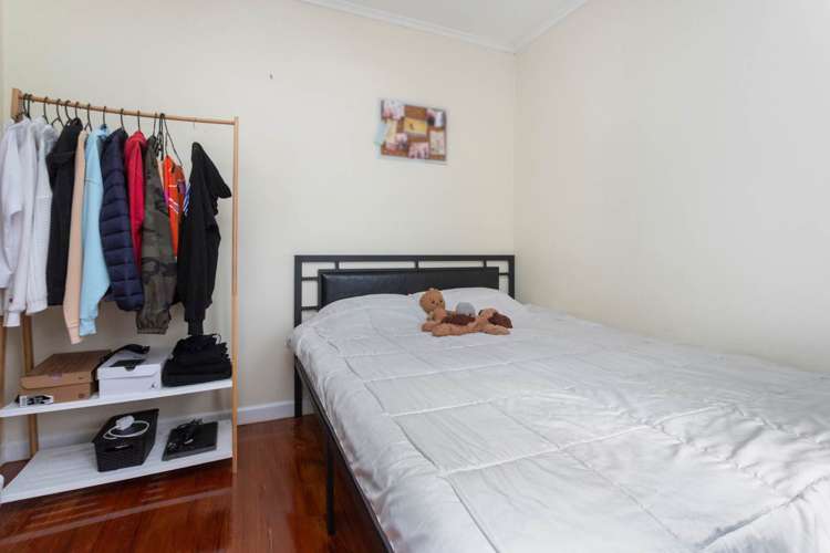 130 Rosier Road Glen Eden_11