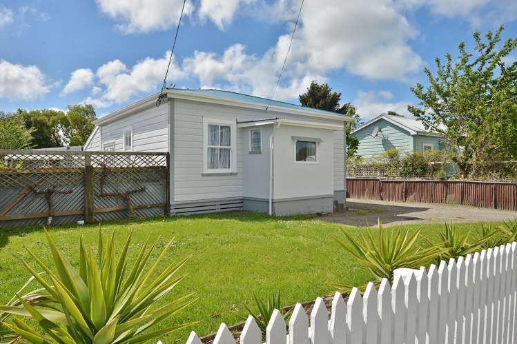11 Fox Street Featherston_14