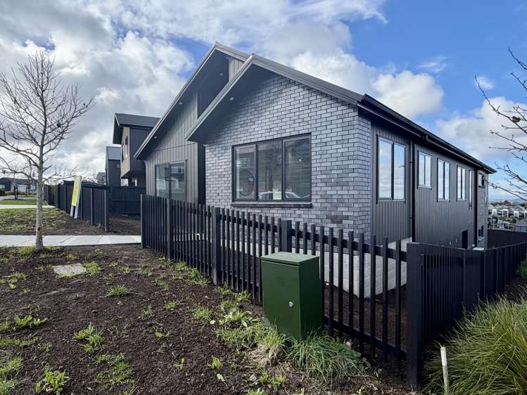 39 Kikorangi Drive Orewa_20