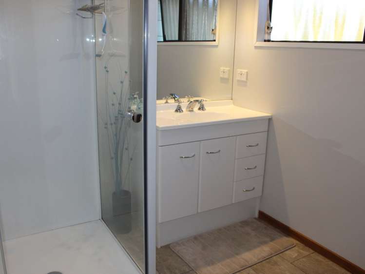 140 Sinclair Road Te Anau_17