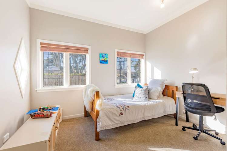 30 Hollywood Avenue Epsom_14