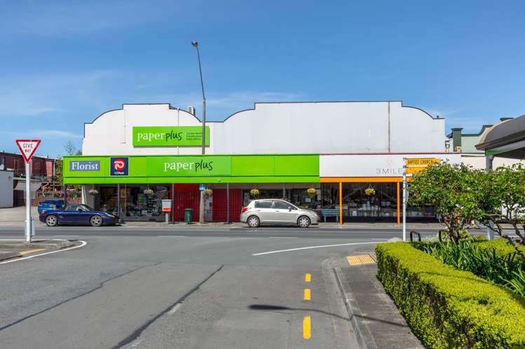 66-80 High Street North Carterton_2