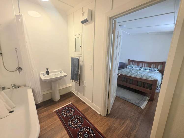10A Wharfe Street South Hill_12
