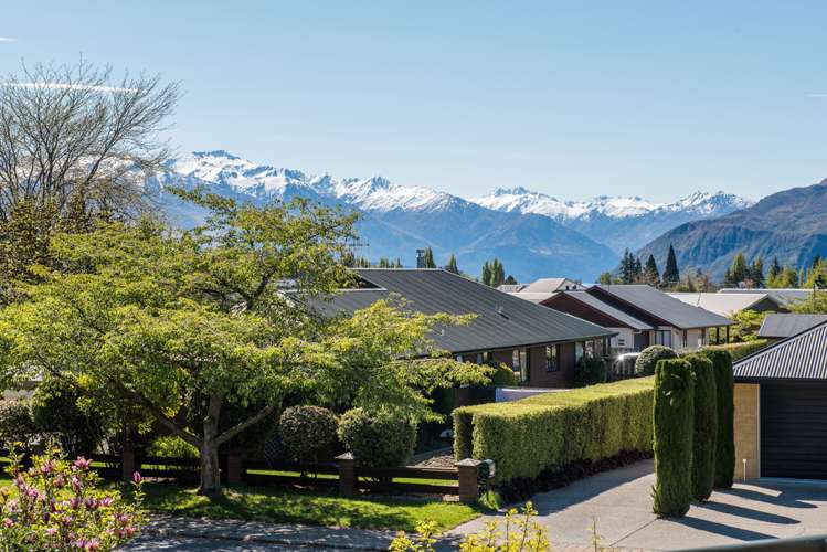 2 Oakwood Place Wanaka_17