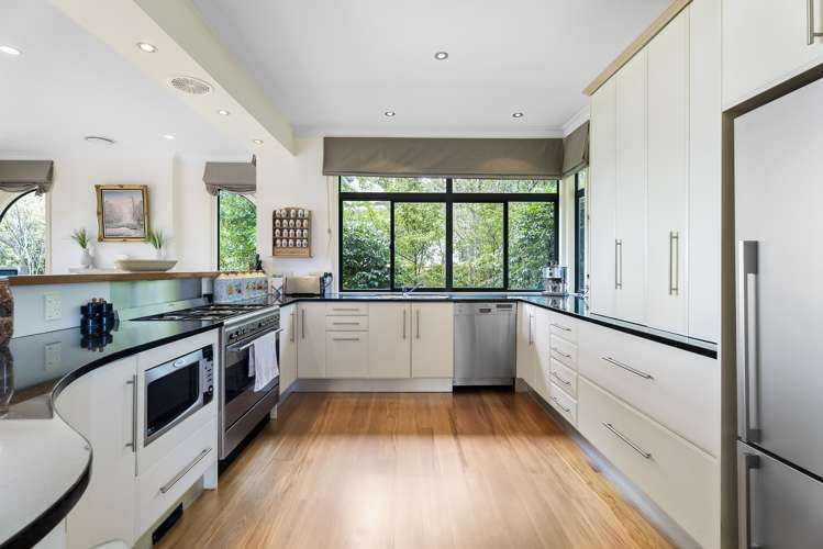 36 Beauvoir Avenue Matakatia_5