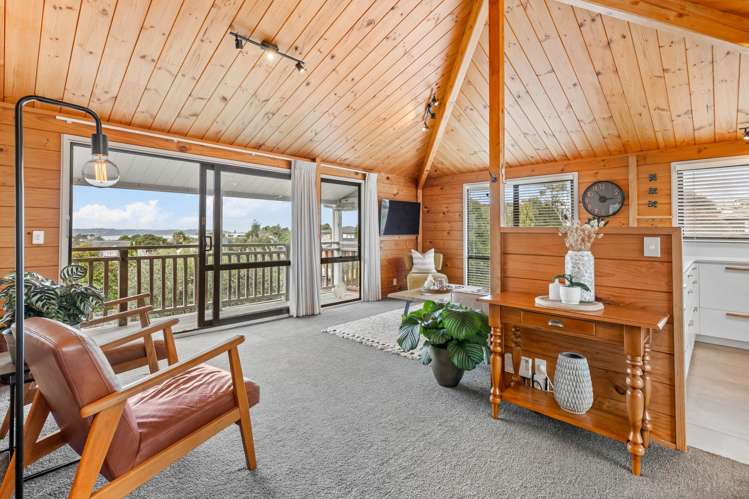 4 Forsythe Place Massey_22