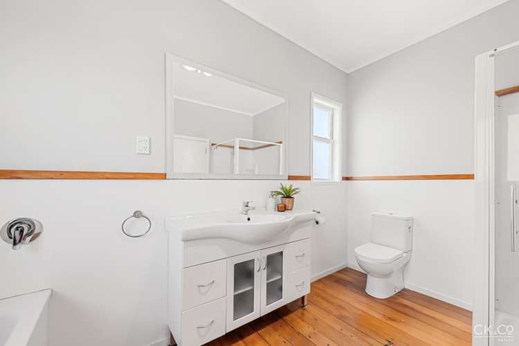 232 Fergusson Drive Heretaunga_12