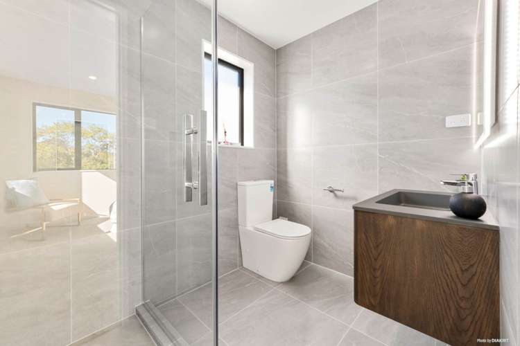 56a Riverpark Crescent Henderson_11