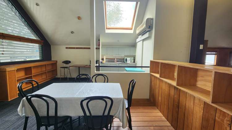 2B Empire Road Epsom_16