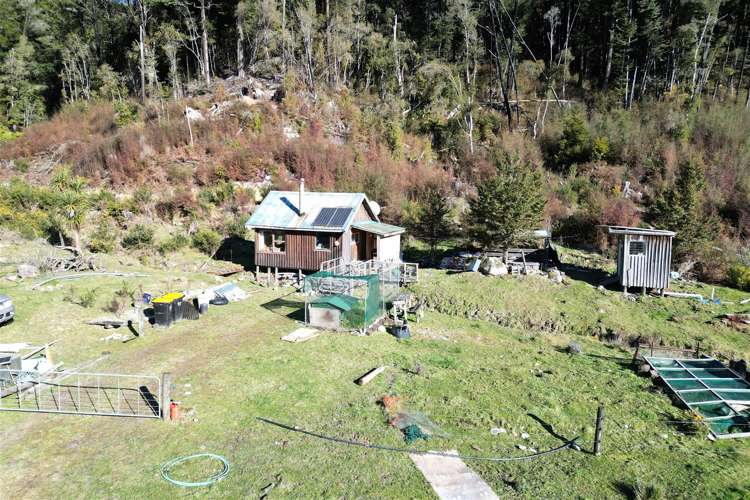 1480 Snowy River Road Ikamatua_14