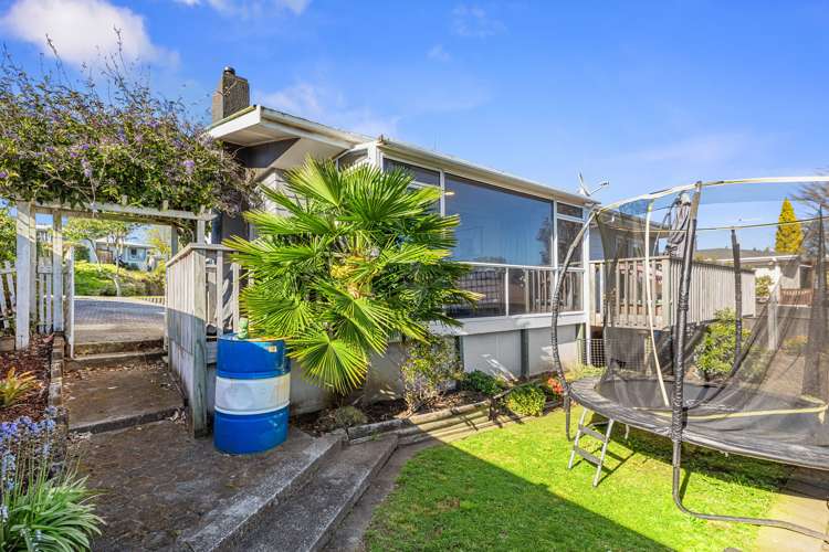 173 Kingswood Road Brookfield_11