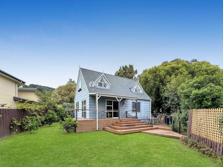 5 Selwyn Avenue Akaroa_0