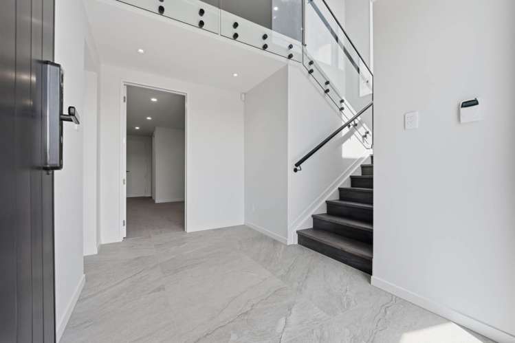 5 Halcyon Bay Lane Orewa_5