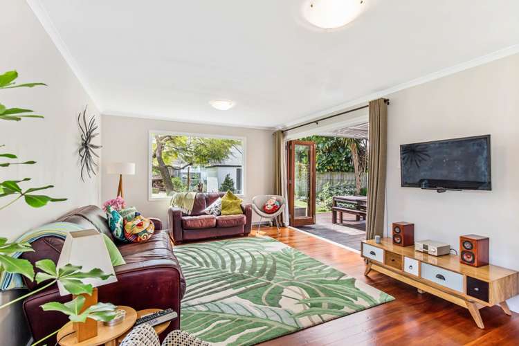 21 Larsen Road Panmure_8