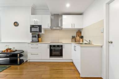 2/886 Dominion Road_1