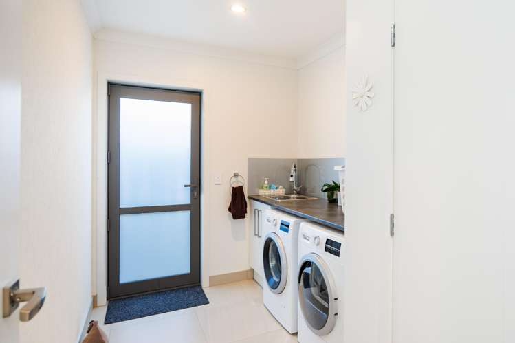 1 Kanzan Grove Feilding_14