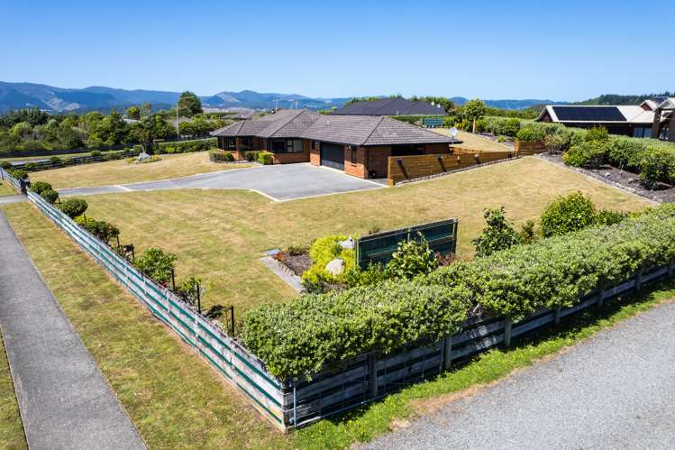 1 Grace Nicholls Grove Riverstone Terraces_30