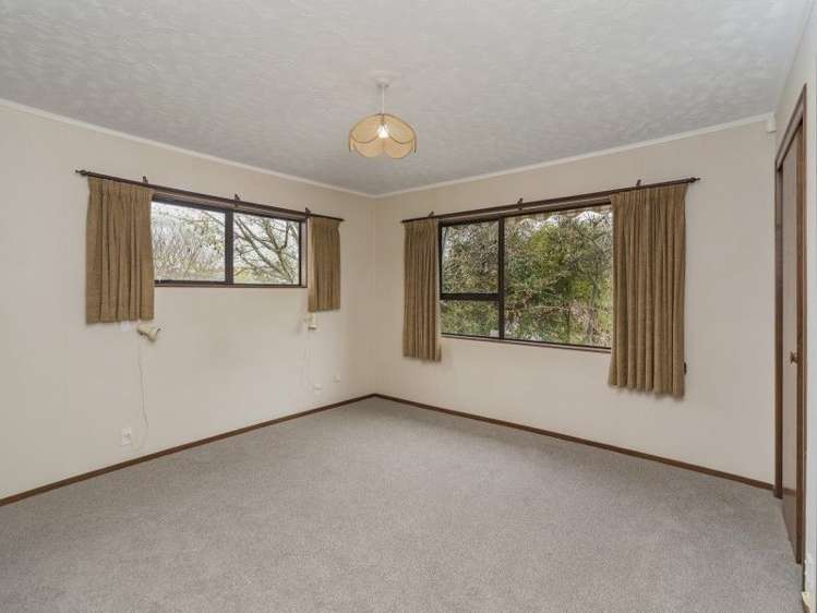 46 Farnham Drive Richmond_11