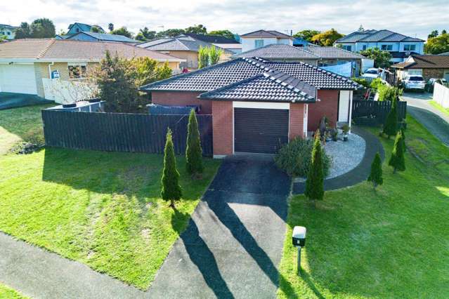 9 Eloise Place Clendon Park_1