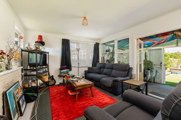 44 Cobham Crescent Kelston_7