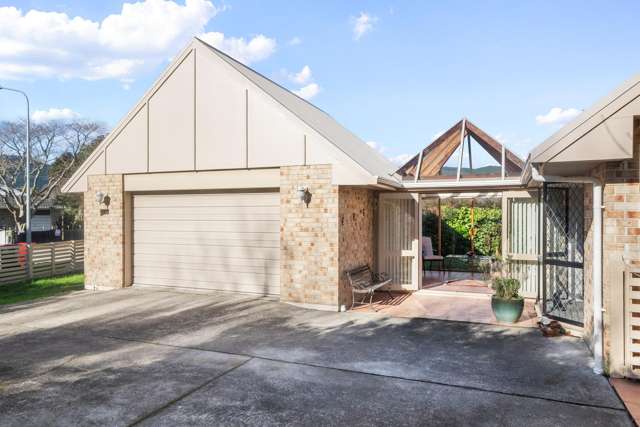 Perfectly Positioned Between Beach & Village