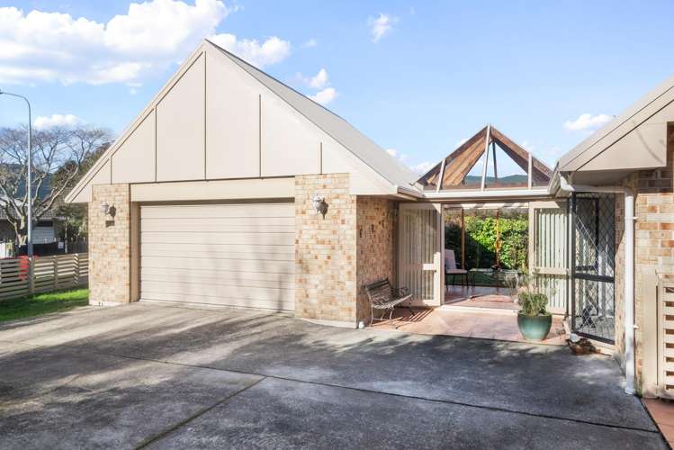 17 Charnwood Grove_0
