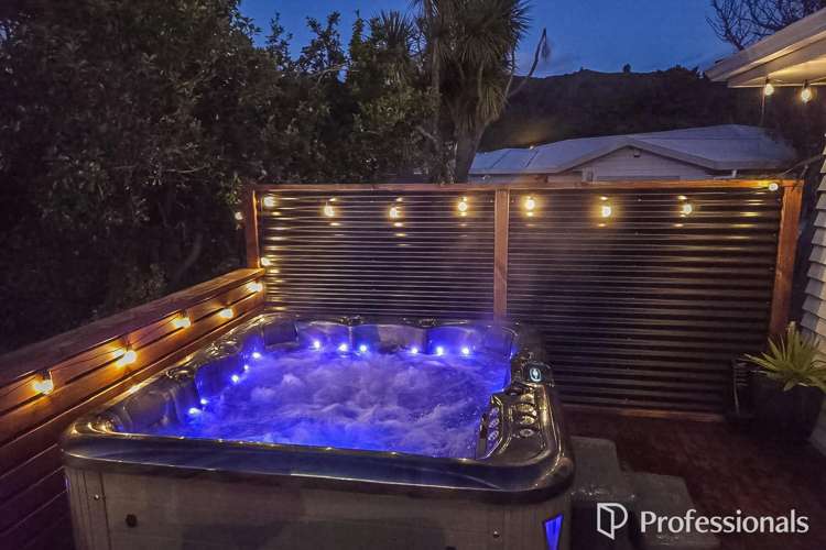 63 Main Road Wainuiomata_2