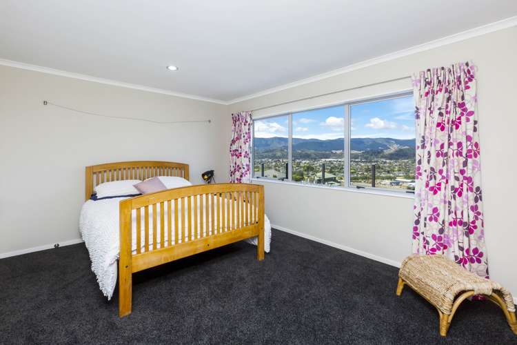 7 Swain Grove Riverstone Terraces_11