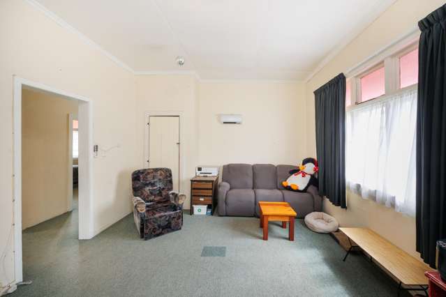 31 McGiffert Street Palmerston North Central_3