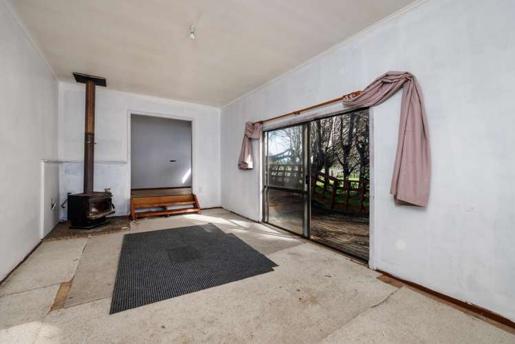 142 Roger Road Taheke_9