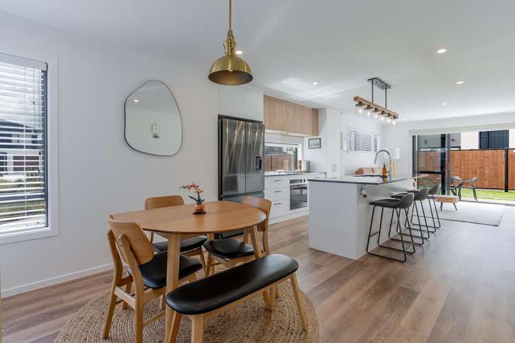 36 Cynisca Crescent Wallaceville_1