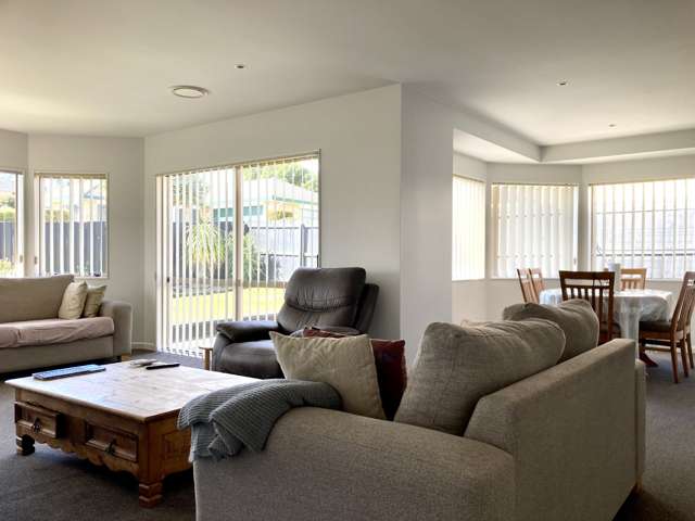 41 Roy Maloney Drive Henderson_2