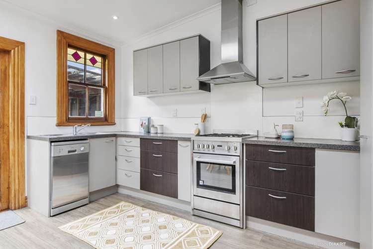 203 Hanson Street Newtown_5