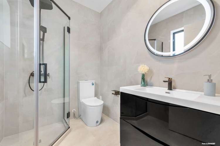 19 Armstrong Place New Lynn_9