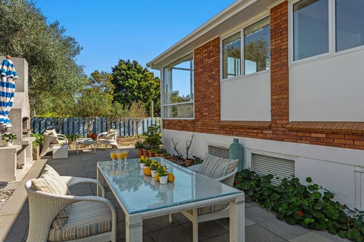 352 Ocean Road Ohope_11