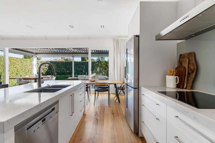 14 Wainui Avenue Point Chevalier_19