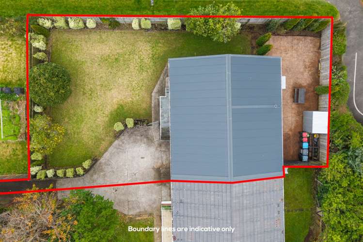 1/18A Parau Street Three Kings_12