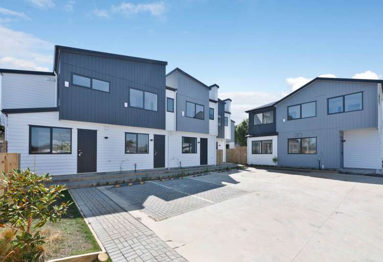 2/10 Becker Drive Weymouth_8