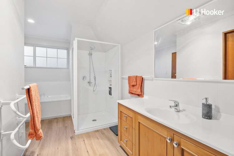 4 Jaffray Drive East Taieri_17