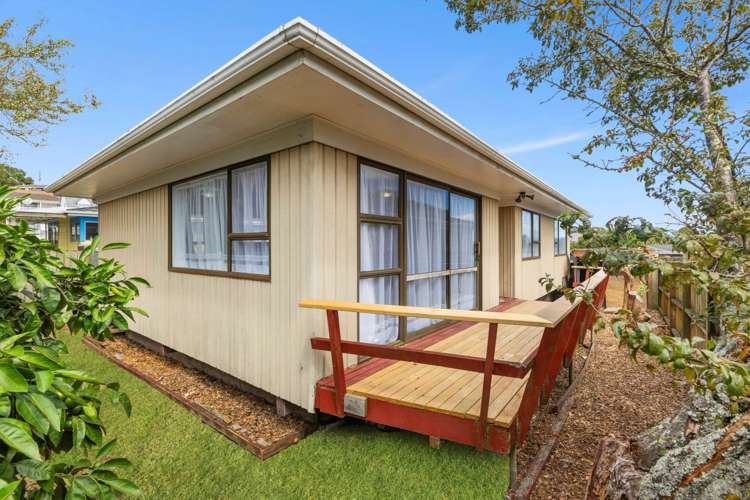 2 Sentosa Place Clover Park_10