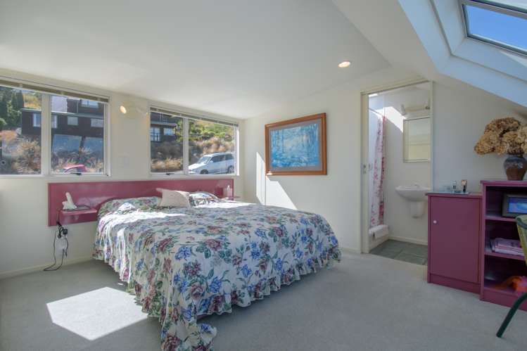 113b Wynyard Crescent Fernhill/Sunshine Bay_13